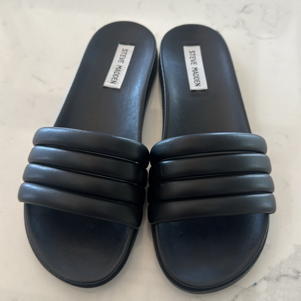 Steve Madden Black Puffy Slides - Picture 2 of 4